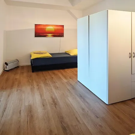 Pelster's 3*