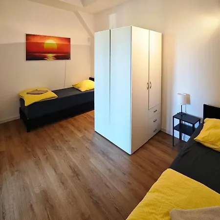 Pelster's 3*